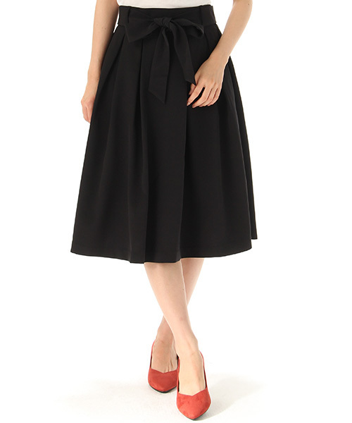 Honeys(ハニーズ)の「ベルト付ミディ丈フレアスカート(スカート・レディース・ブラック/ネイビー/レッド系その他/イエロー/グリーン・S/M/L)」の2枚目の写真