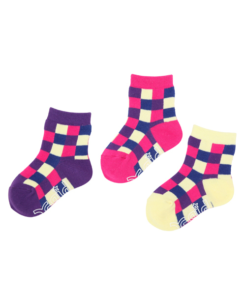X-girl Stages（エックスガールステージス）の「BLOCK CHECK 3-PIECE SOCKS（ソックス/靴下・キッズ・ピンク/グリーン/ライトブルー・SMALL/MEDIUM）」の6枚目の写真