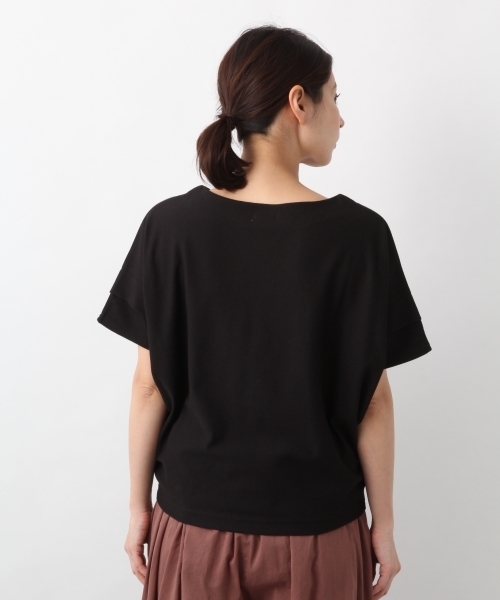 LEPSIM（レプシィム）の「ポンチベーシックVネックプルオーバー5S　786131（Tシャツ/カットソー・レディース・ブラック/ネイビー/オフホワイト/グリーン/キャメル・FREE）」の18枚目の写真