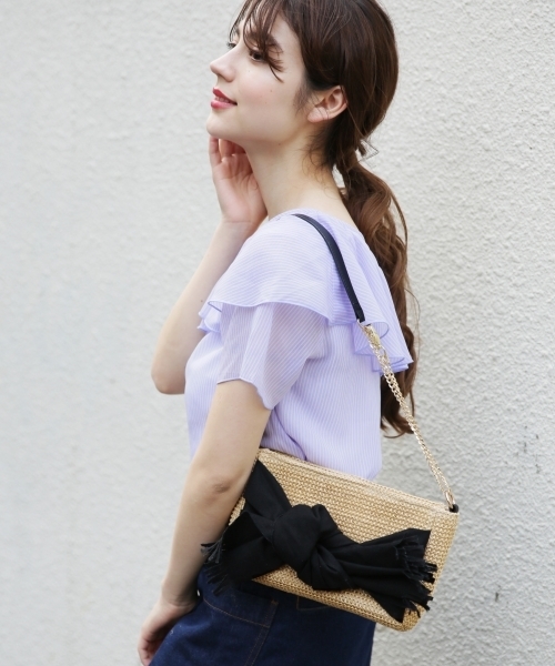 Heather（ヘザー）の「リボンクラッチショルダー　790582（ショルダーバッグ・レディース・ブラック/ピンク/アイボリー・ONESIZE/FREE）」の5枚目の写真