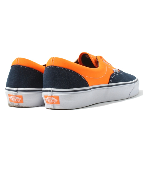 VANS(バンズ)の「VANS CLASSIC ERA Neon バンズ エラ ネオンカラー(スニーカー・メンズ・オレンジ・27cm)」の4枚目の写真
