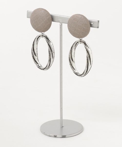 tone(トーン)の「【manatula】合成皮革/アンティークシルバーピアス(ピアス(両耳用)・レディース・グレー/ネイビー・FREE)」の2枚目の写真