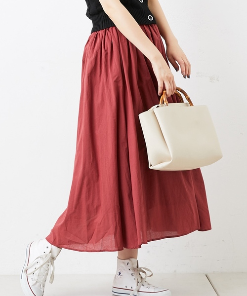 natural couture(ナチュラルクチュール)の「綿ボイルカラースカート(スカート・レディース・ブラック/ベージュ/マスタード/レンガ/ブルー・FREE)」の5枚目の写真