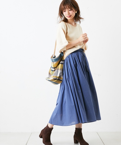 natural couture(ナチュラルクチュール)の「綿ボイルカラースカート(スカート・レディース・ブラック/ベージュ/マスタード/レンガ/ブルー・FREE)」の10枚目の写真