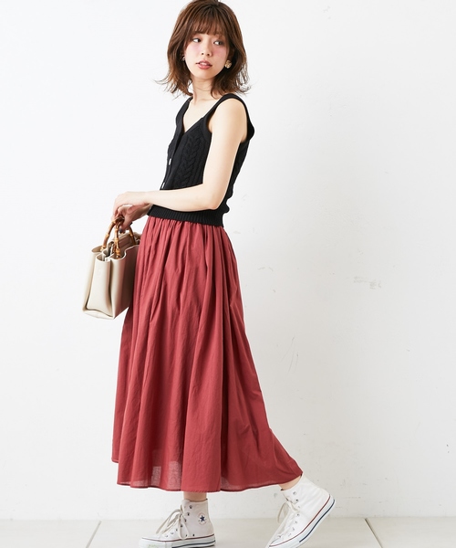 natural couture(ナチュラルクチュール)の「綿ボイルカラースカート(スカート・レディース・ブラック/ベージュ/マスタード/レンガ/ブルー・FREE)」の14枚目の写真