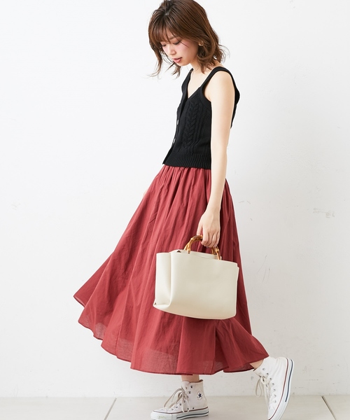 natural couture(ナチュラルクチュール)の「綿ボイルカラースカート(スカート・レディース・ブラック/ベージュ/マスタード/レンガ/ブルー・FREE)」の15枚目の写真