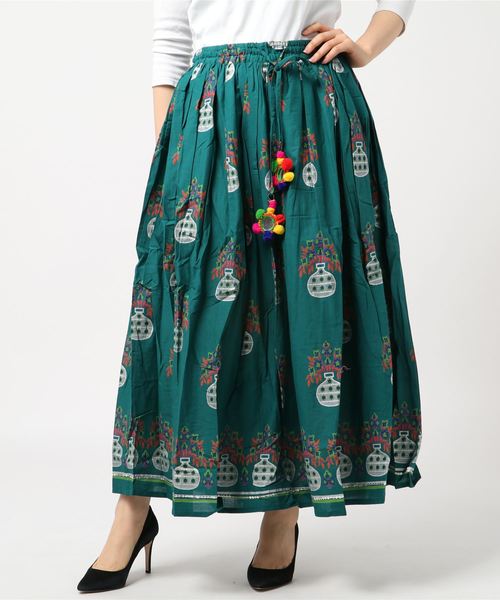 チャイハネ（チャイハネ）の「【チャイハネ】yul 花瓶プリントロングスカート（スカート・レディース・ブラック/グリーン/レッド/ホワイト/イエロー・FREE）」の3枚目の写真