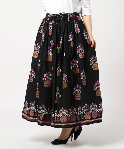 チャイハネ（チャイハネ）の「【チャイハネ】yul 花瓶プリントロングスカート（スカート・レディース・ブラック/グリーン/レッド/ホワイト/イエロー・FREE）」の2枚目の写真
