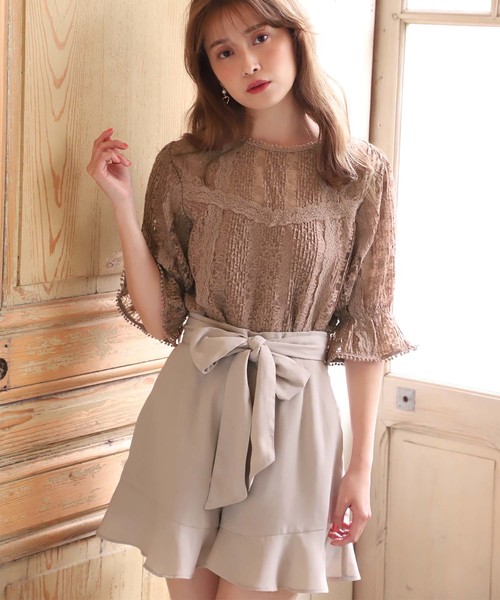 one after another NICE CLAUP(ワンアフターアナザーナイスクラップ)の「リネン風フリルショートパンツ(デニムパンツ・レディース・ブラック/ベージュ/テラコッタ・FREE)」の18枚目の写真