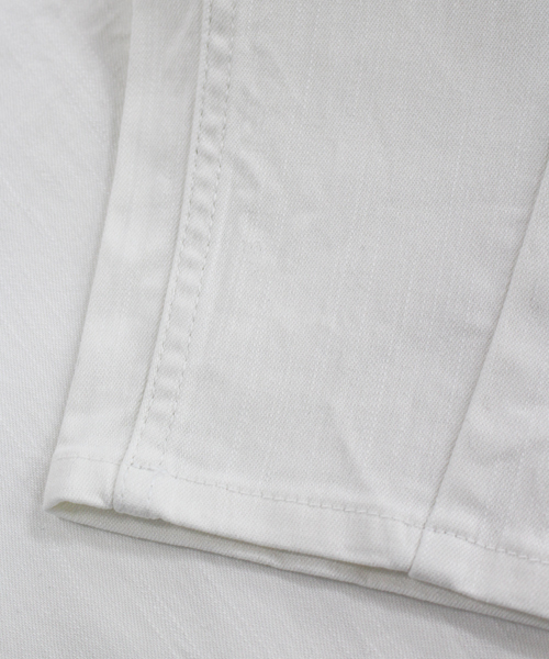 BEAUTY&YOUTH UNITED ARROWS(ビューティーアンドユースユナイテッドアローズ)の「by ※∵デニムテーパード9分丈パンツ◆(デニムパンツ・レディース・ホワイト/ネイビー/コバルトブルー/ロイヤルブルー・MEDIUM/LARGE/SMALL)」の5枚目の写真