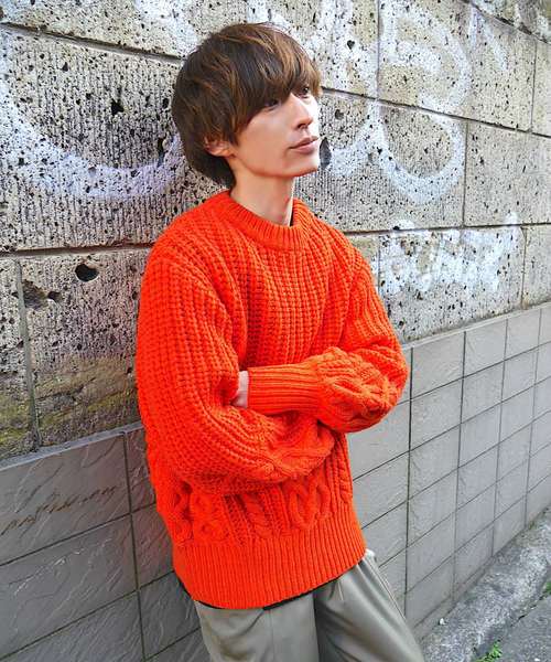 SUPERTHANKS（スーパーサンクス）の「ケーブルニットクルーネック（ニット/セーター・メンズ・オレンジ/カーキ/ナチュラル/ブラック・LARGE/MEDIUM/SMALL）」の8枚目の写真