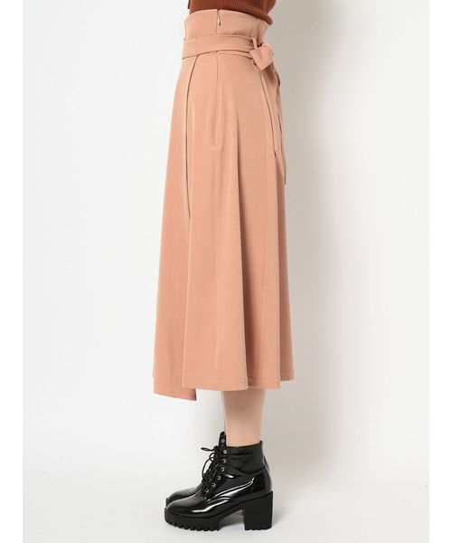 dazzlin（ダズリン）の「イレギュラーヘムラップミディスカート（スカート・レディース・ブラウン/オレンジ/アイボリー・SMALL/MEDIUM）」の4枚目の写真