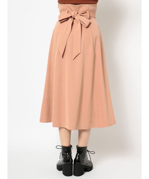 dazzlin（ダズリン）の「イレギュラーヘムラップミディスカート（スカート・レディース・ブラウン/オレンジ/アイボリー・SMALL/MEDIUM）」の5枚目の写真