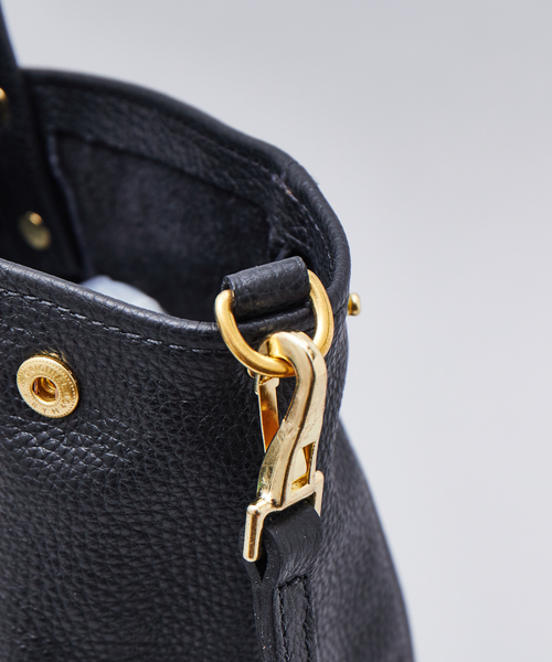 TUSTING（タスティング）の「【TUSTING×ABAHOUSE/別注】2wayレザートートバッグ Stilton（トートバッグ・メンズ・ブラック/ネイビー/グレー・フリー）」の19枚目の写真