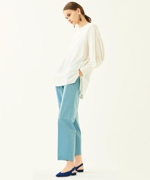 TOMORROWLAND （トゥモローランド）の「クリアストレッチトロピカル フロントタックパンツ（その他パンツ・レディース・レッド/ライトブルー/ライトベージュ・36/34/32/40）」の8枚目の写真