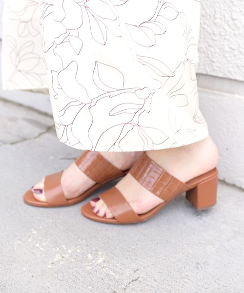 SHIPS（シップス）の「TABITA:2ストラップサンダル◇（サンダル・レディース・ブラック/ブラウン・38/35/36/37）」の4枚目の写真