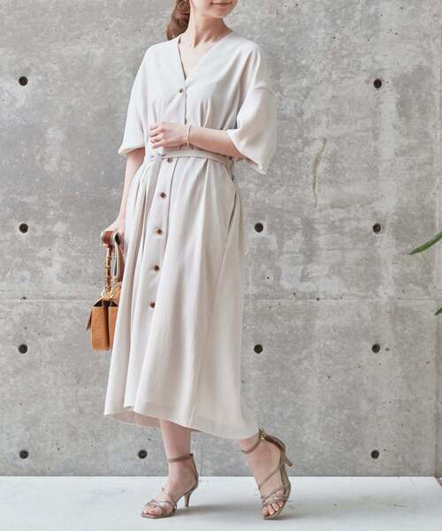 Liesse（リエス）の「2WAYワンピース（ワンピース・レディース・ネイビー/サックスブルー/イエロー/ライトベージュ・FREE）」の2枚目の写真