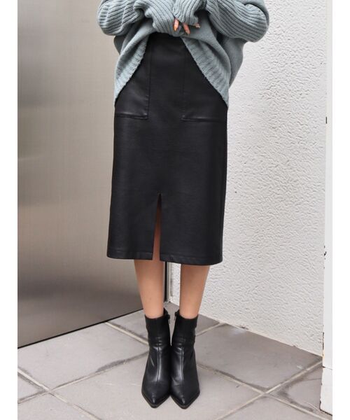 EMODA（エモダ）の「ポケットタイトミディスカート（スカート・レディース・ブラック/カーキ/ベージュ・SMALL/MEDIUM）」の2枚目の写真