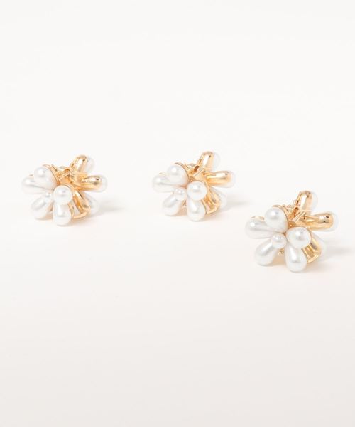 apres jour(アプレジュール)の「【apres jour×ARIAZ】パールフラワーヘアクリップ(バレッタ/ヘアクリップ・レディース・アイボリー・FREE)」の4枚目の写真