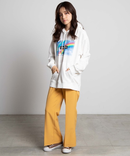 WEGO（ウィゴー）の「WEGO/レインボーフォトプリントパーカー（パーカー・レディース・ホワイト/ブラック・SMALL/MEDIUM/LARGE）」の13枚目の写真