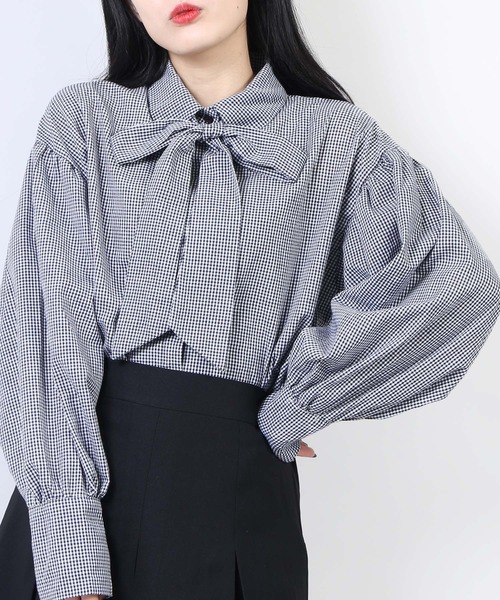 WC（ダブル シー）の「WC/リボン付き長袖シャツ（シャツ/ブラウス