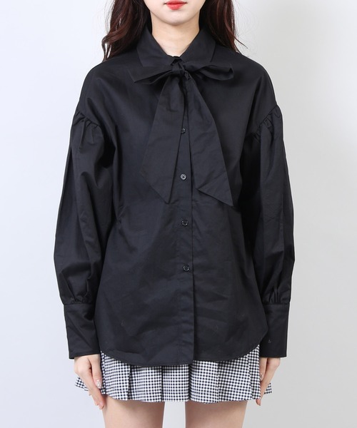 WC（ダブル シー）の「WC/リボン付き長袖シャツ（シャツ/ブラウス