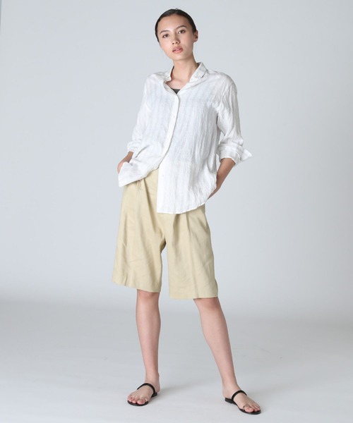 INED（イネド）の「パターンリネンシャツ《MONTI》（シャツ/ブラウス・レディース・オフホワイト/サックスブルー/ベージュ・9号/7号/11号）」の13枚目の写真