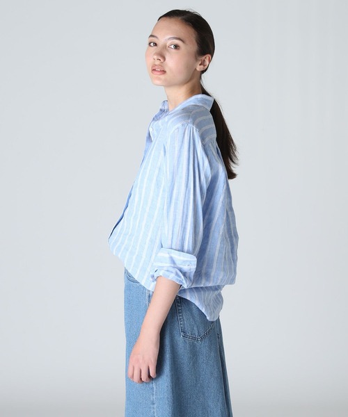 INED（イネド）の「パターンリネンシャツ《MONTI》（シャツ/ブラウス・レディース・オフホワイト/サックスブルー/ベージュ・9号/7号/11号）」の17枚目の写真