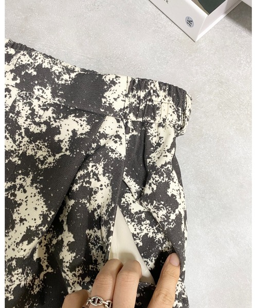 She's Closet（シーズクローゼット）の「総柄フルレングスストレートパンツ（その他パンツ・レディース・グレー/モカ/ブラック・FREE）」の16枚目の写真