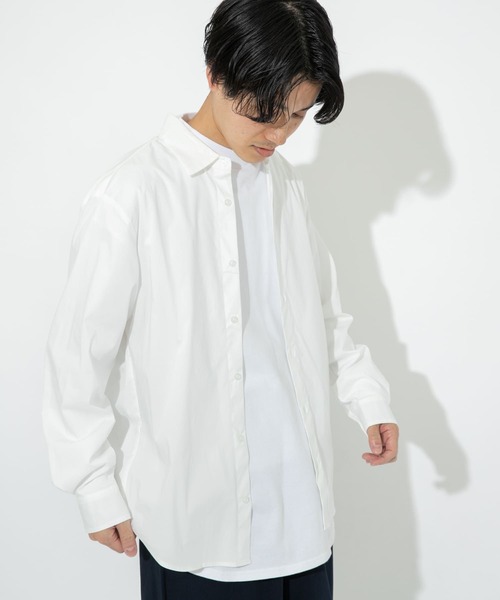 ITEMS URBANRESEARCH（アイテムズ アーバンリサーチ）の「レギュラーカラーシャツ（シャツ/ブラウス・メンズ・ホワイト/ベージュ/ライトグレー/ブルー・LARGE/MEDIUM/X-LARGE/SMALL）」の2枚目の写真