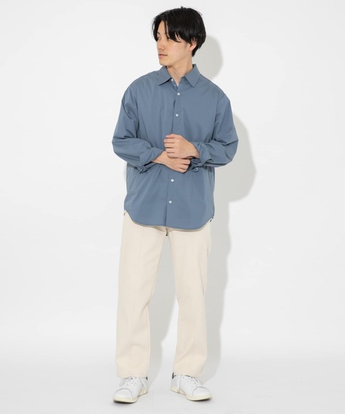 ITEMS URBANRESEARCH（アイテムズ アーバンリサーチ）の「レギュラーカラーシャツ（シャツ/ブラウス・メンズ・ホワイト/ベージュ/ライトグレー/ブルー・LARGE/MEDIUM/X-LARGE/SMALL）」の5枚目の写真