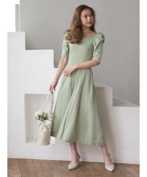 ROYAL PARTY（ロイヤルパーティー）の「パワショルニットフレアワンピース（ワンピース・レディース・ブラック/ベージュ/グリーン・FREE）」の5枚目の写真