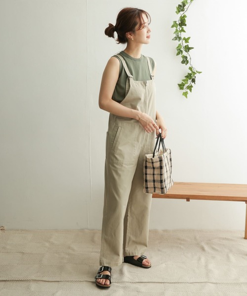 URBAN RESEARCH DOORS（アーバンリサーチドアーズ）の「ハイツイストコットンノースリーブニット（ニット/セーター・レディース・ブラック/ベージュ/ブルー/グリーン系その他・ONE）」の5枚目の写真