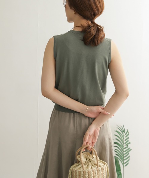 URBAN RESEARCH DOORS（アーバンリサーチドアーズ）の「ハイツイストコットンノースリーブニット（ニット/セーター・レディース・ブラック/ベージュ/ブルー/グリーン系その他・ONE）」の10枚目の写真