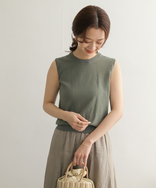 URBAN RESEARCH DOORS（アーバンリサーチドアーズ）の「ハイツイストコットンノースリーブニット（ニット/セーター・レディース・ブラック/ベージュ/ブルー/グリーン系その他・ONE）」の19枚目の写真