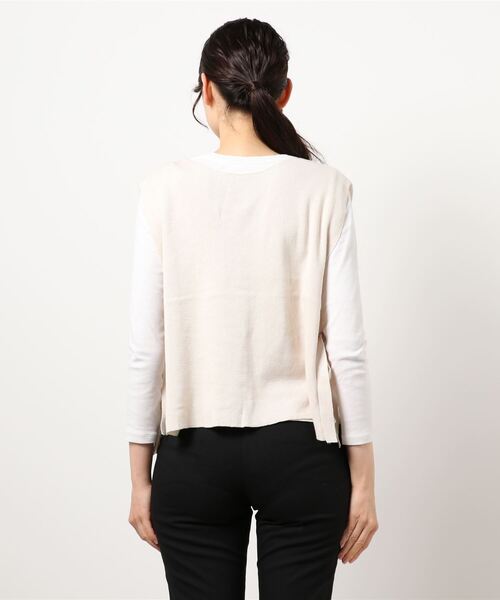 Samansa Mos2（サマンサ モスモス）の「Vネック脇リボンニットベスト（ベスト・レディース・ブラック/キナリ/ベージュ・ﾌﾘ-）」の4枚目の写真