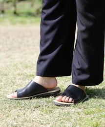 CORSO ROMA，9 | CORSO ROMA, 9　ワイドレザーXスウェードサンダル(サンダル)