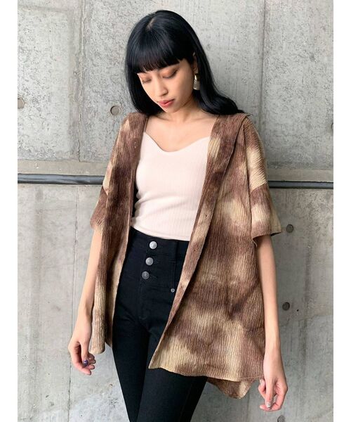 EMODA（エモダ）の「シャーリングラフシャツ（シャツ/ブラウス・レディース・ブラック/ブルー/ベージュ/その他・FREE）」の7枚目の写真