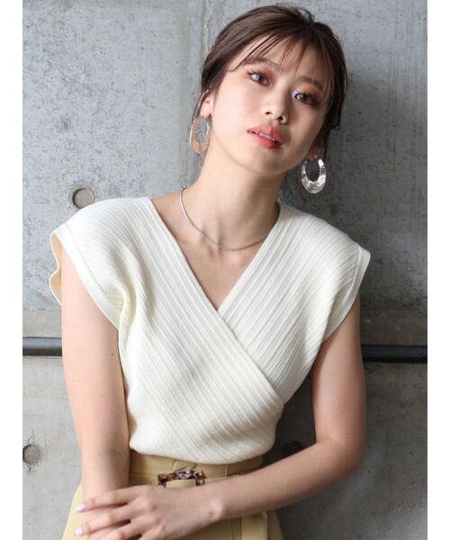 MURUA(ムルーア)の「コンパクトカシュクールニット(ニット/セーター・レディース・ブラック/ライトグリーン/アイボリー・FREE)」の11枚目の写真