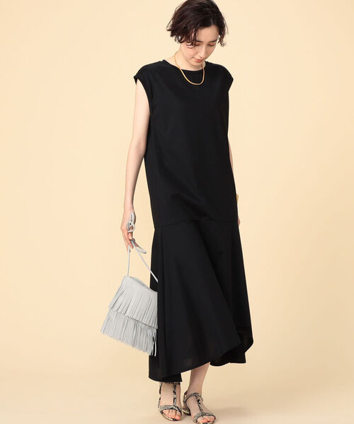 NOLLEY’S（ノーリーズ）の「【SALT+JAPAN/ソルトプラスジャパン】防汚加工アシンメトリーワンピース（ワンピース・レディース・ブルー/ブラック・MEDIUM）」の4枚目の写真