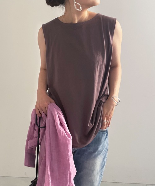 KOBE LETTUCE（コウベレタス）の「汗ジミ防止ノースリーブカットソー＆フレンチスリーブTシャツ（Tシャツ/カットソー・レディース・ブラック/ベージュ系その他/ホワイト系その他/ミント/オフホワイト/ブラック系その他/ブラウン系その他/ブラウン/ベージュ/グリーン系その他・1/2）」の5枚目の写真