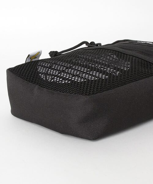 Mark Gonzales(マーク・ゴンザレス)の「MARK GONZALES/マークゴンザレス ナイロンリップ プリントメッシュポケット ミニショルダーバッグ(ショルダーバッグ・メンズ・ホワイト/グレー/ブラック・FREE)」の5枚目の写真