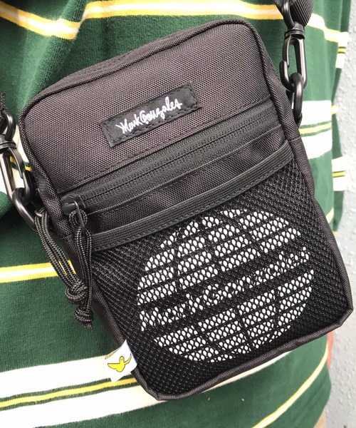 Mark Gonzales(マーク・ゴンザレス)の「MARK GONZALES/マークゴンザレス ナイロンリップ プリントメッシュポケット ミニショルダーバッグ(ショルダーバッグ・メンズ・ホワイト/グレー/ブラック・FREE)」の14枚目の写真