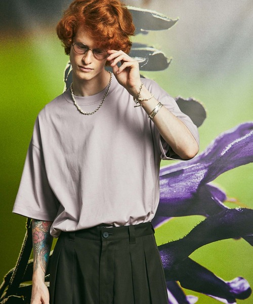 MAISON SPECIAL(メゾンスペシャル)の「《ユニセックスアイテム》60/3ハイゲージ天竺オーバーサイズTシャツ 【MAISON SPECIAL/メゾンスペシャル】(Tシャツ/カットソー・メンズ・チャコールグレー/グレイッシュベージュ/ブルー/ライトブルー/ラベンダー/ピンク・44/46/48)」の6枚目の写真