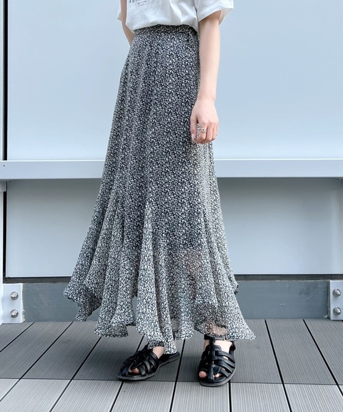 mysty woman（ミスティウーマン）の「エスカルゴマーメイドスカート 956303（スカート・レディース・ブラック/アイボリー/ブラック系/ライトブラウン/ベージュ/ブラウン系/オフホワイト/ボルドー/ホワイト/ブラック系9/ホワイト系7/ブラウン系4/ホワイト系3/ブラック系6/ブラック系7/ブラック系8/ホワイト系1/その他・FREE）」の12枚目の写真