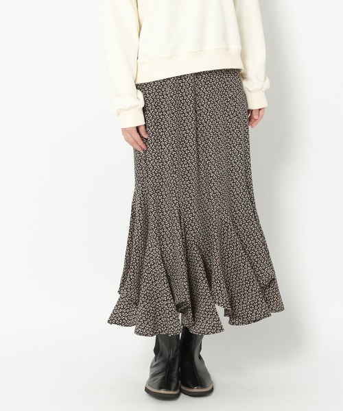 mysty woman（ミスティウーマン）の「エスカルゴマーメイドスカート 956303（スカート・レディース・ブラック/アイボリー/ブラック系/ライトブラウン/ベージュ/ブラウン系/オフホワイト/ボルドー/ホワイト/ブラック系9/ホワイト系7/ブラウン系4/ホワイト系3/ブラック系6/ブラック系7/ブラック系8/ホワイト系1/その他・FREE）」の16枚目の写真