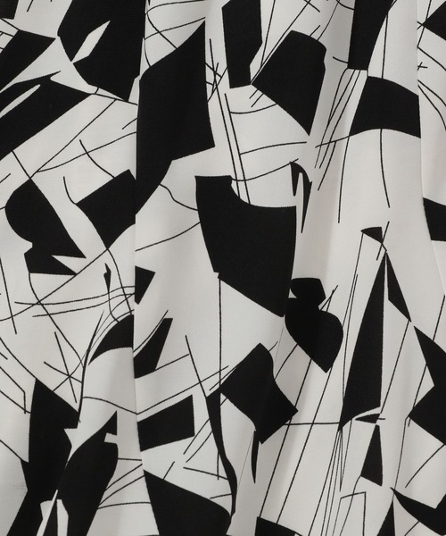 mysty woman（ミスティウーマン）の「エスカルゴマーメイドスカート 956303（スカート・レディース・ブラック/アイボリー/ブラック系/ライトブラウン/ベージュ/ブラウン系/オフホワイト/ボルドー/ホワイト/ブラック系9/ホワイト系7/ブラウン系4/ホワイト系3/ブラック系6/ブラック系7/ブラック系8/ホワイト系1/その他・FREE）」の21枚目の写真