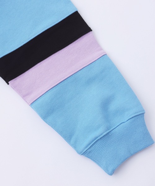 X-girl（エックスガール）の「CROPPED SWEAT TOP（スウェット・レディース・ライトブルー/ブラック/ベージュ・S/M）」の14枚目の写真