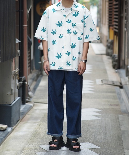 SPINNS（スピンズ）の「【ゆったりシルエット】リーフ総柄デザイン 半袖オープンカラーシャツ（シャツ/ブラウス・メンズ・ホワイト/ブラック・ONESIZE）」の8枚目の写真