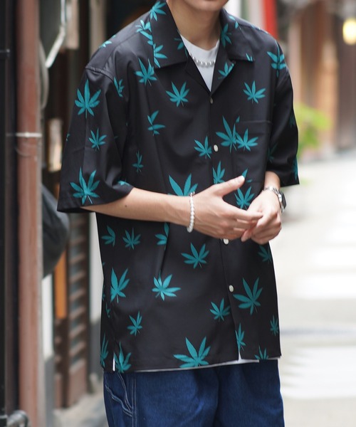 SPINNS（スピンズ）の「【ゆったりシルエット】リーフ総柄デザイン 半袖オープンカラーシャツ（シャツ/ブラウス・メンズ・ホワイト/ブラック・ONESIZE）」の11枚目の写真
